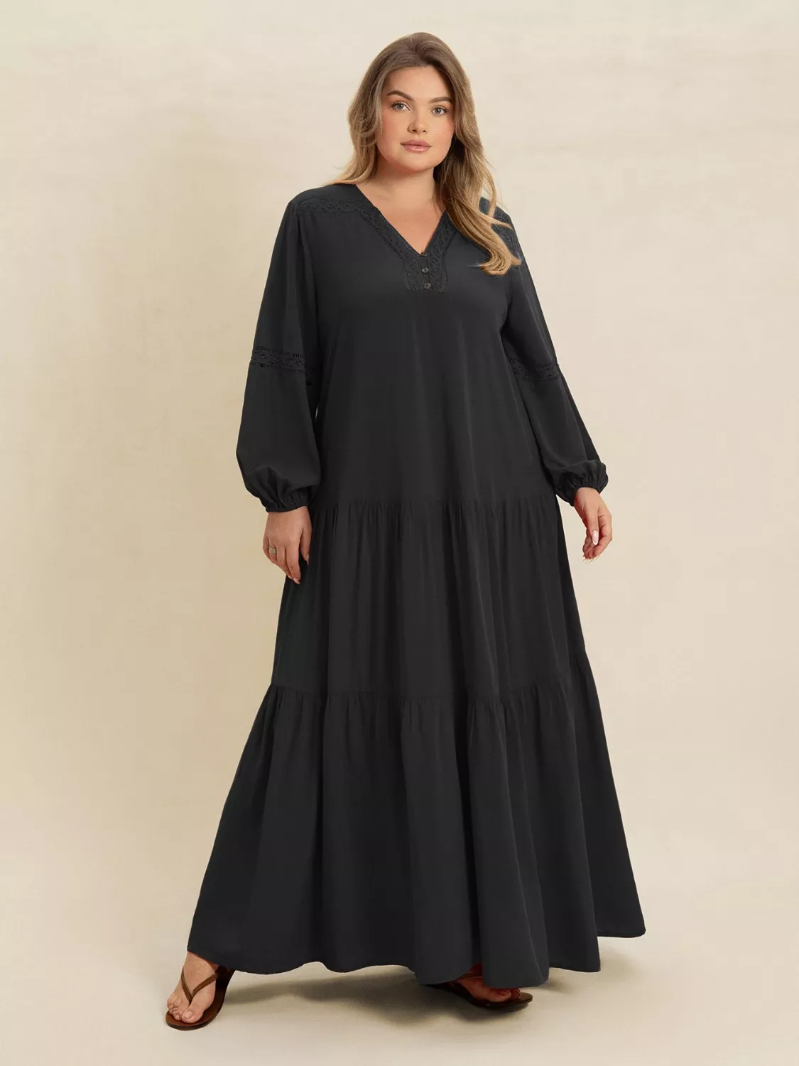 Plus Size Bohemian Tiered Maxi Dress with Balloon Sleeves - Image 20