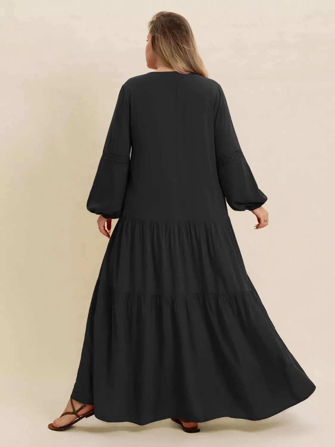 Plus Size Bohemian Tiered Maxi Dress with Balloon Sleeves - Image 21