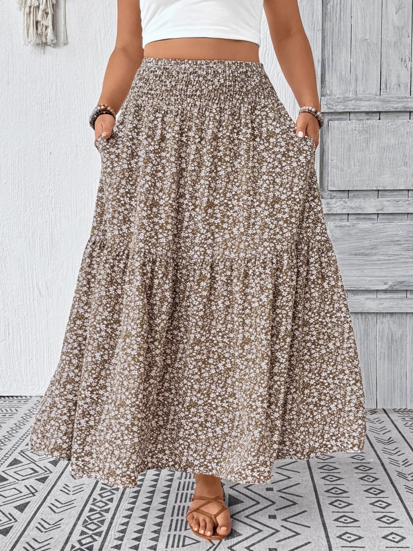 Plus Size Floral Print Tiered Skirt - Image 7