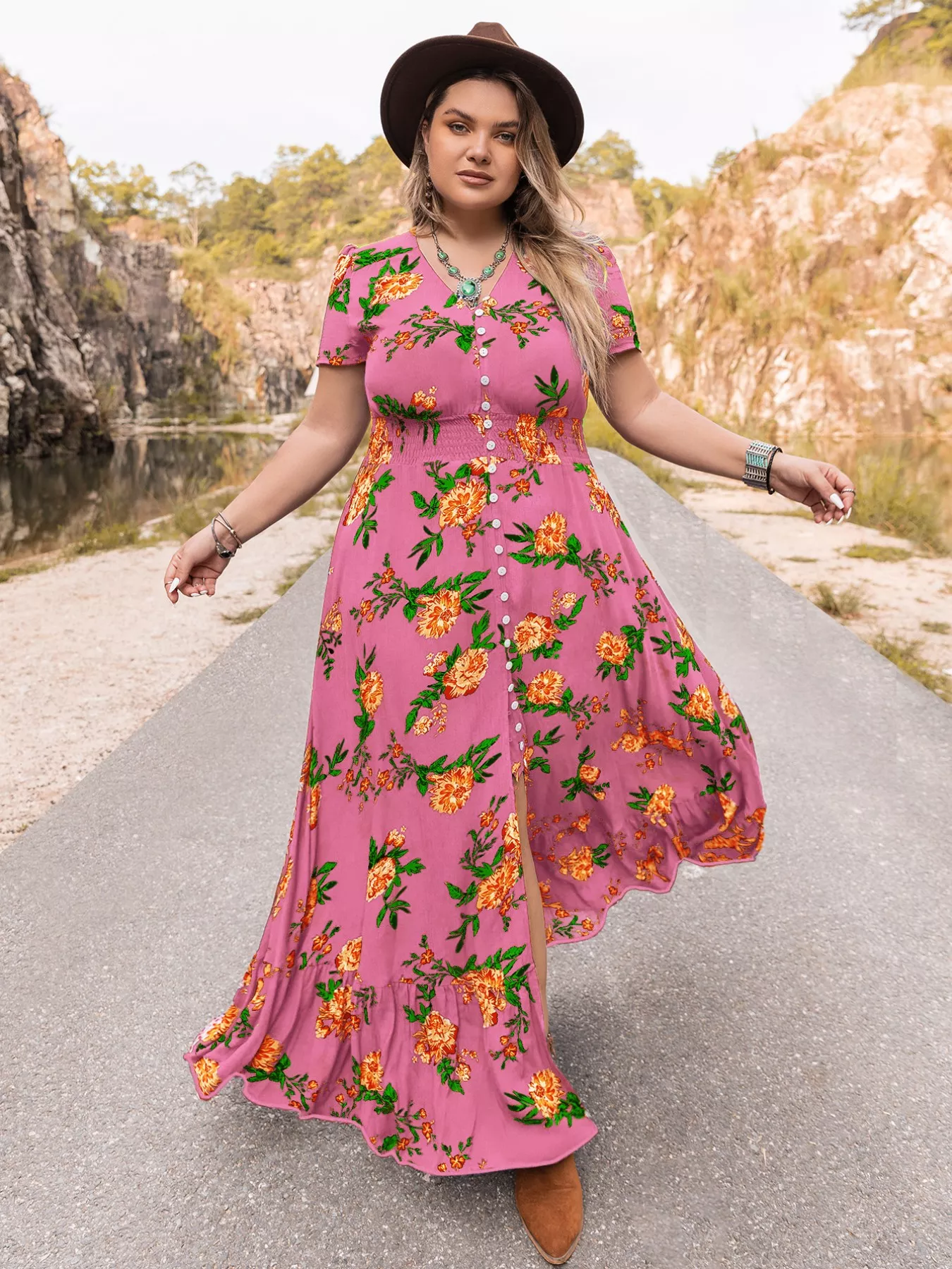 Plus Size Floral V-Neck Short Sleeve Maxi Dress - Image 4