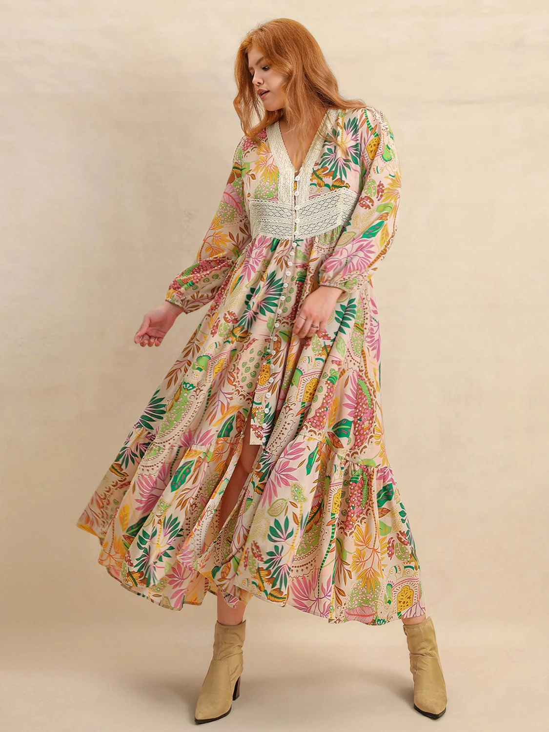 Plus Size Lace Detail Printed V-Neck Balloon Sleeve Dress - Image 5