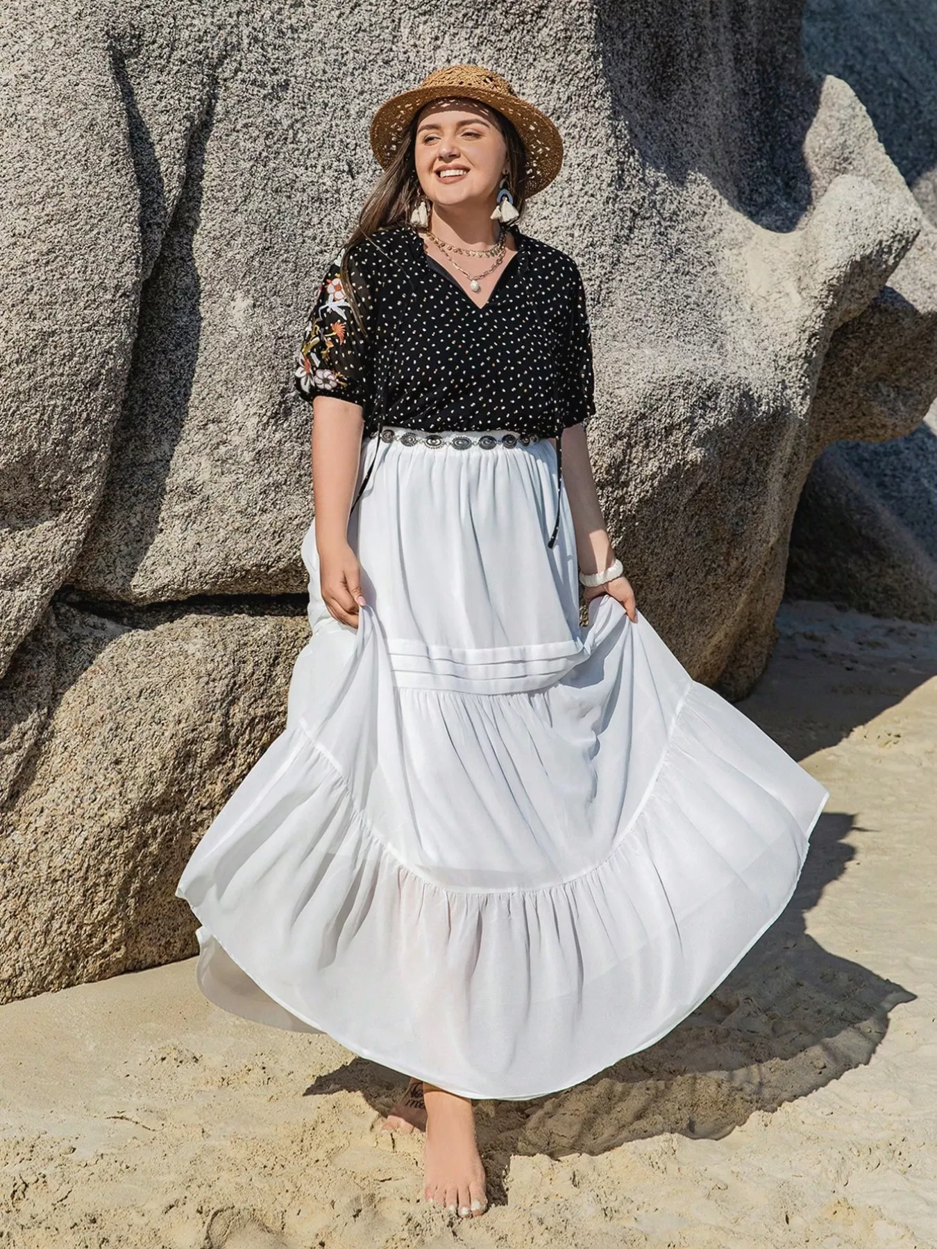 Plus Size Printed Tie Neck Half Sleeve Blouse - Image 5