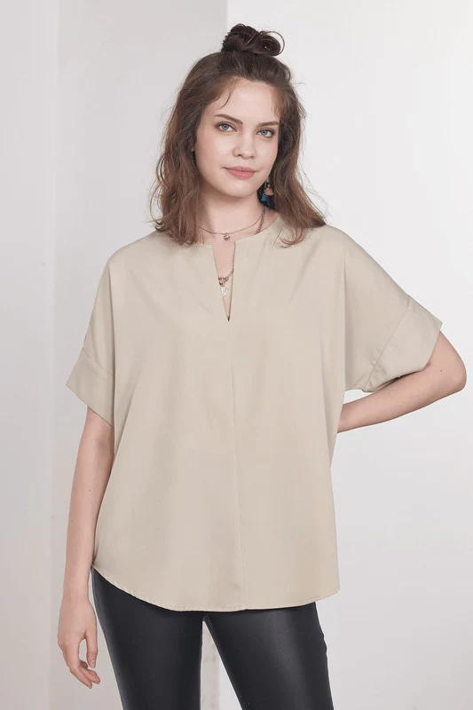 Plus  V-neckline Dolman Short Sleeve Blouse Top