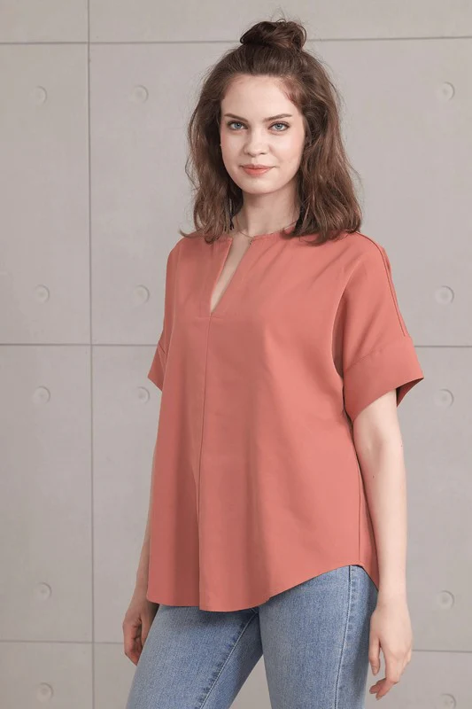Plus  V-neckline Dolman Short Sleeve Blouse Top - Image 11