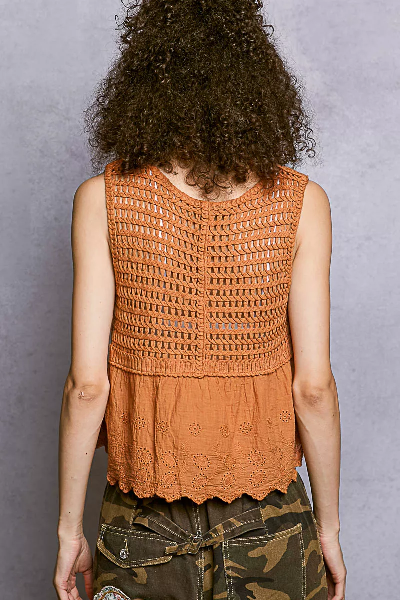 POL Crochet Cropped Tank with Scalloped Hem - Image 4
