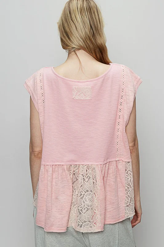 POL Embroidered Detail Boat Neck Cap Sleeve Lace Blouse - Image 3
