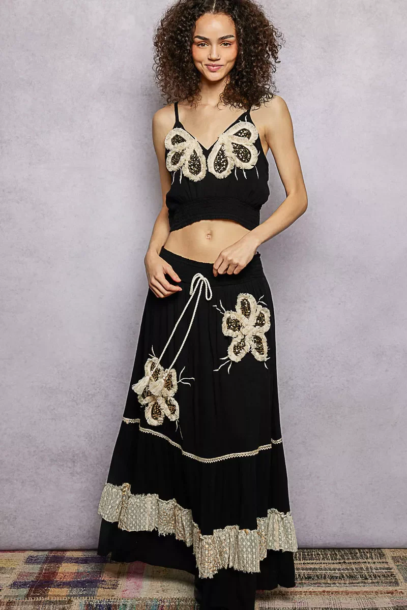POL Embroidered Fringe V-Neck Cropped Cami - Image 5