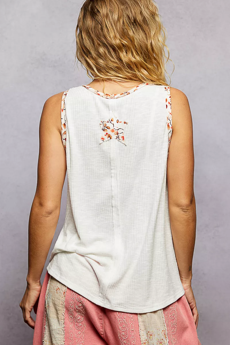 POL Floral Print Star Patch V-Neck Ribbed Tank - Image 4
