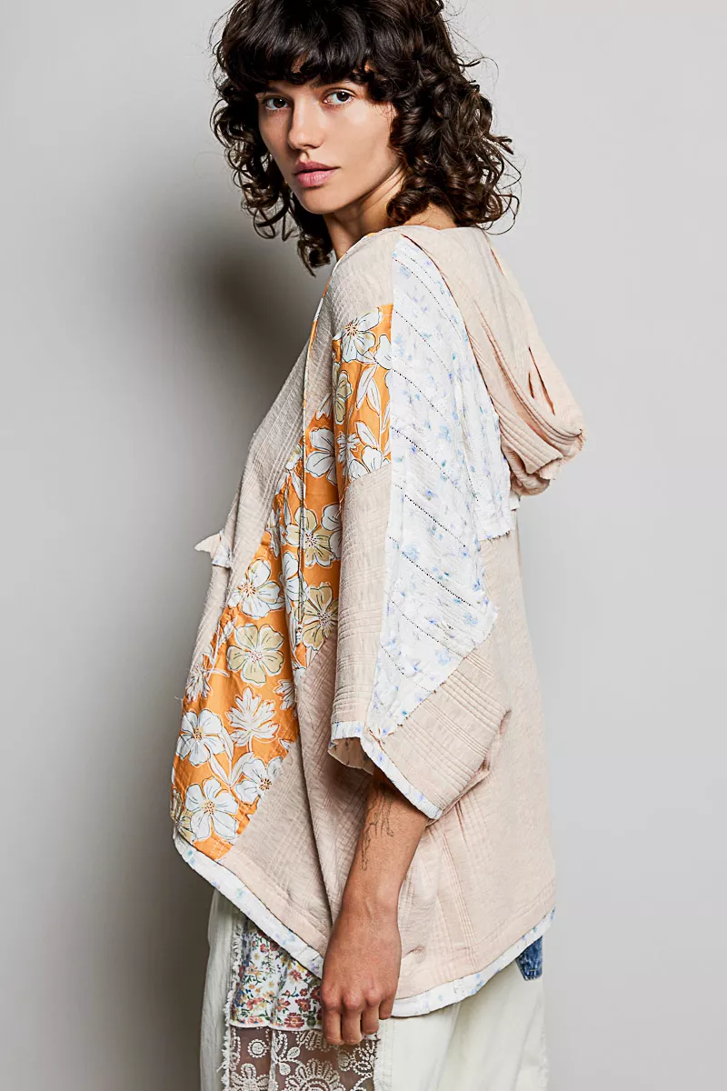 POL Floral Star Patch Hooded Blouse with Lace Contrast Detail - Image 3