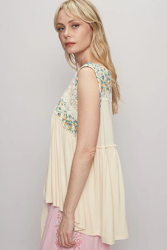 POL Lace Detail Frill Floral V-Neck Sleeveless Top - Image 3