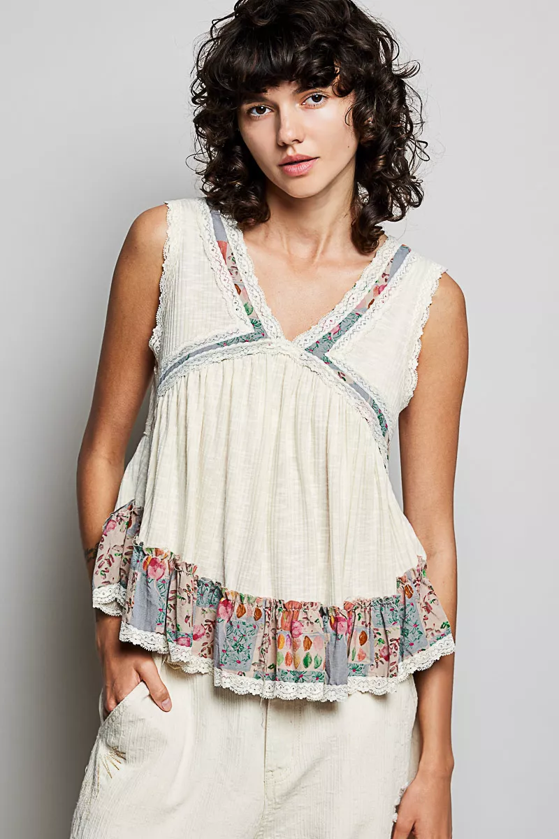 POL Lace Detail Ruffled Ribbed Sleeveless Top with Floral Pattern Trim Detail - Image 2