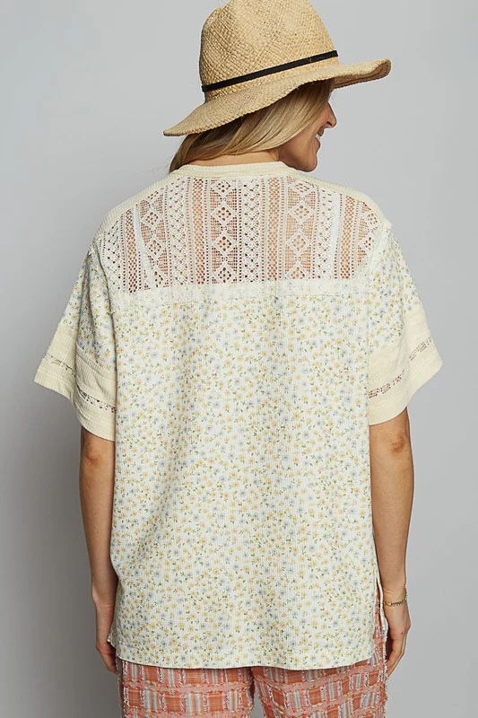 POL Number Floral Crochet Button Detail Half Sleeve Top - Image 4