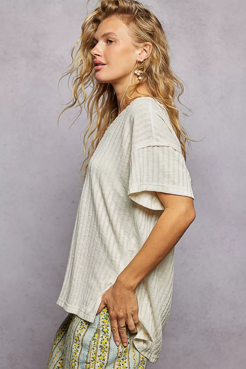 POL Ribbed Knit V-Neck Short Sleeve T-Shirt with Side Slit - Image 3