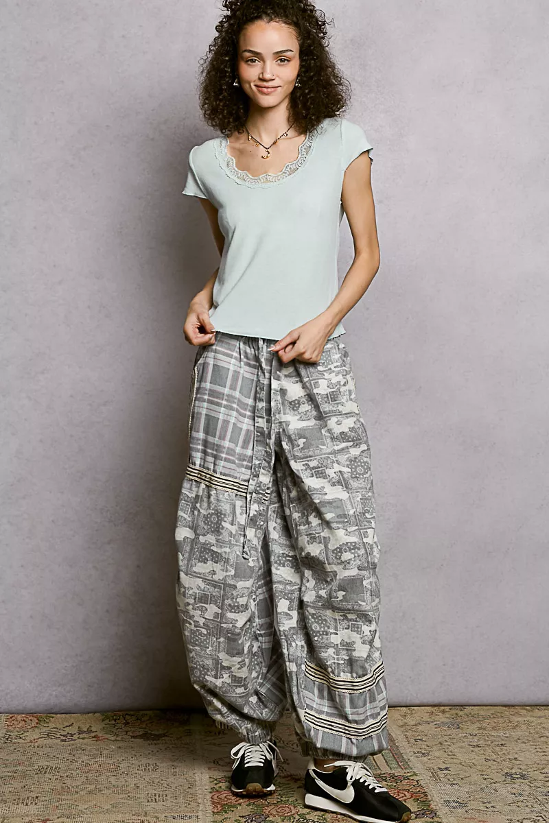 POL Round Neck Short Sleeve Crop T-Shirt with Lace Trim - Image 5