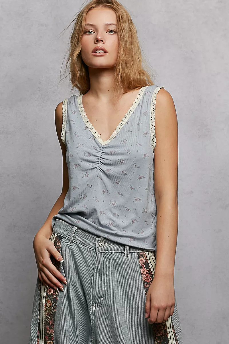 POL Ruched Floral V-Neck Tank with Lace Detail - Image 3