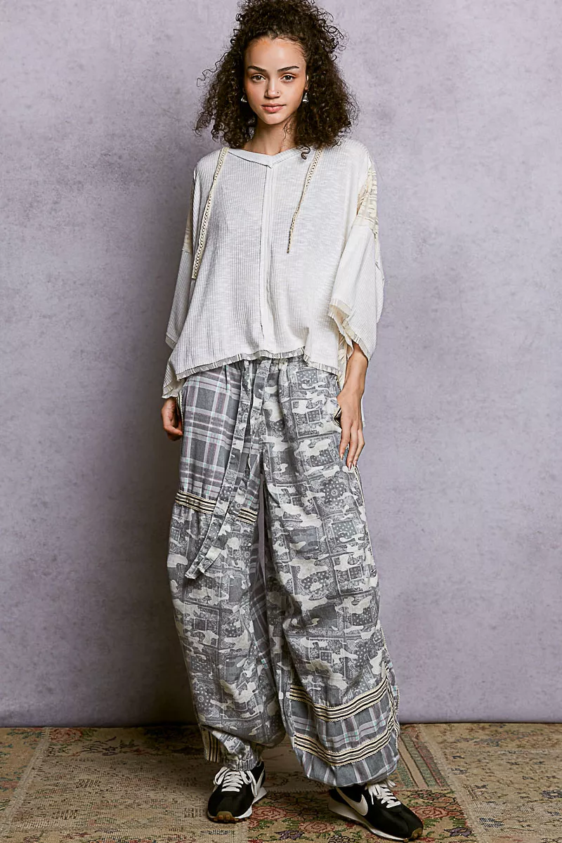 POL Short Sleeve Hoodie Top with Lace Detail - Image 5