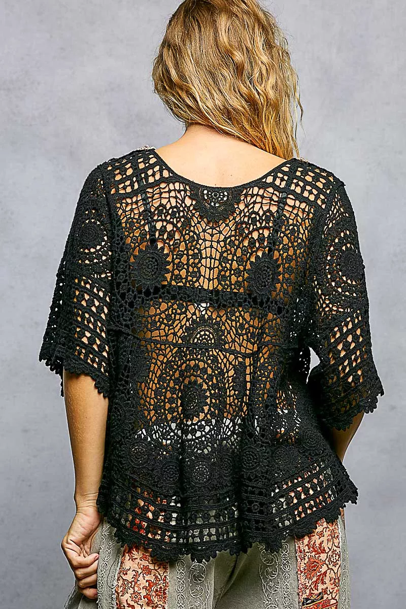 POL V-Neck Crochet Top with Scalloped Hem - Image 4