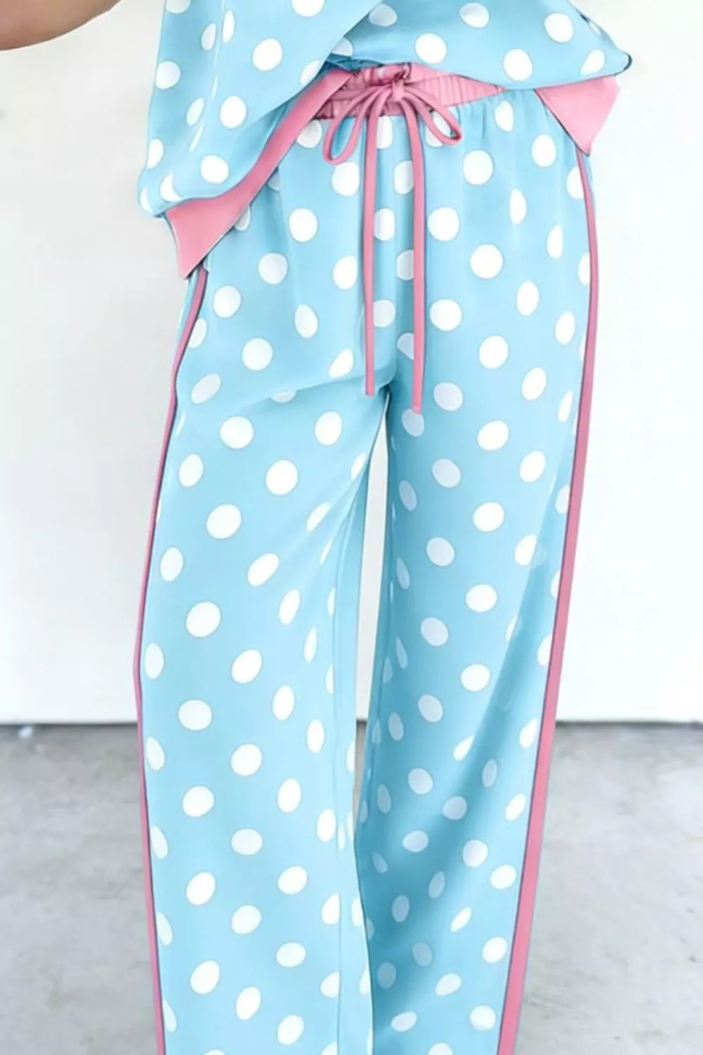 Polka Dot Contrast Trim Top and Pants Set - Image 3