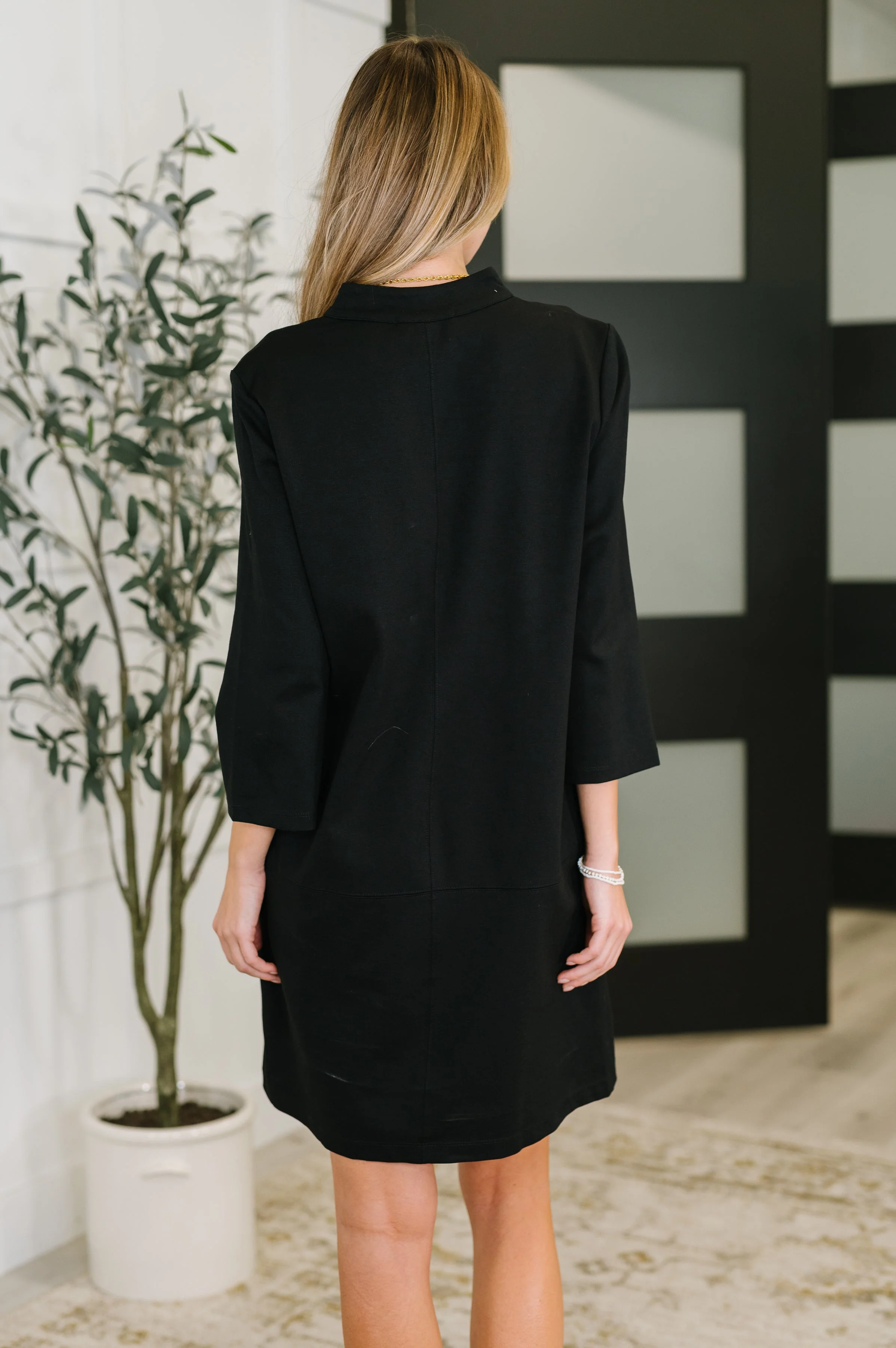 Portfolio Quarter Sleeve Dress in Black - Image 5