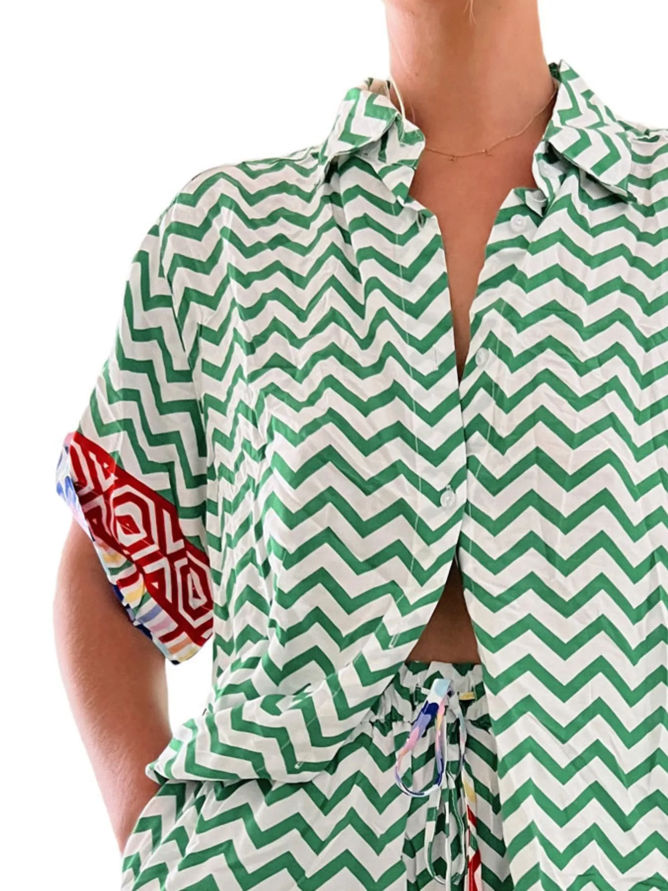 Printed Button Up Shirt and Shorts Set - Image 8