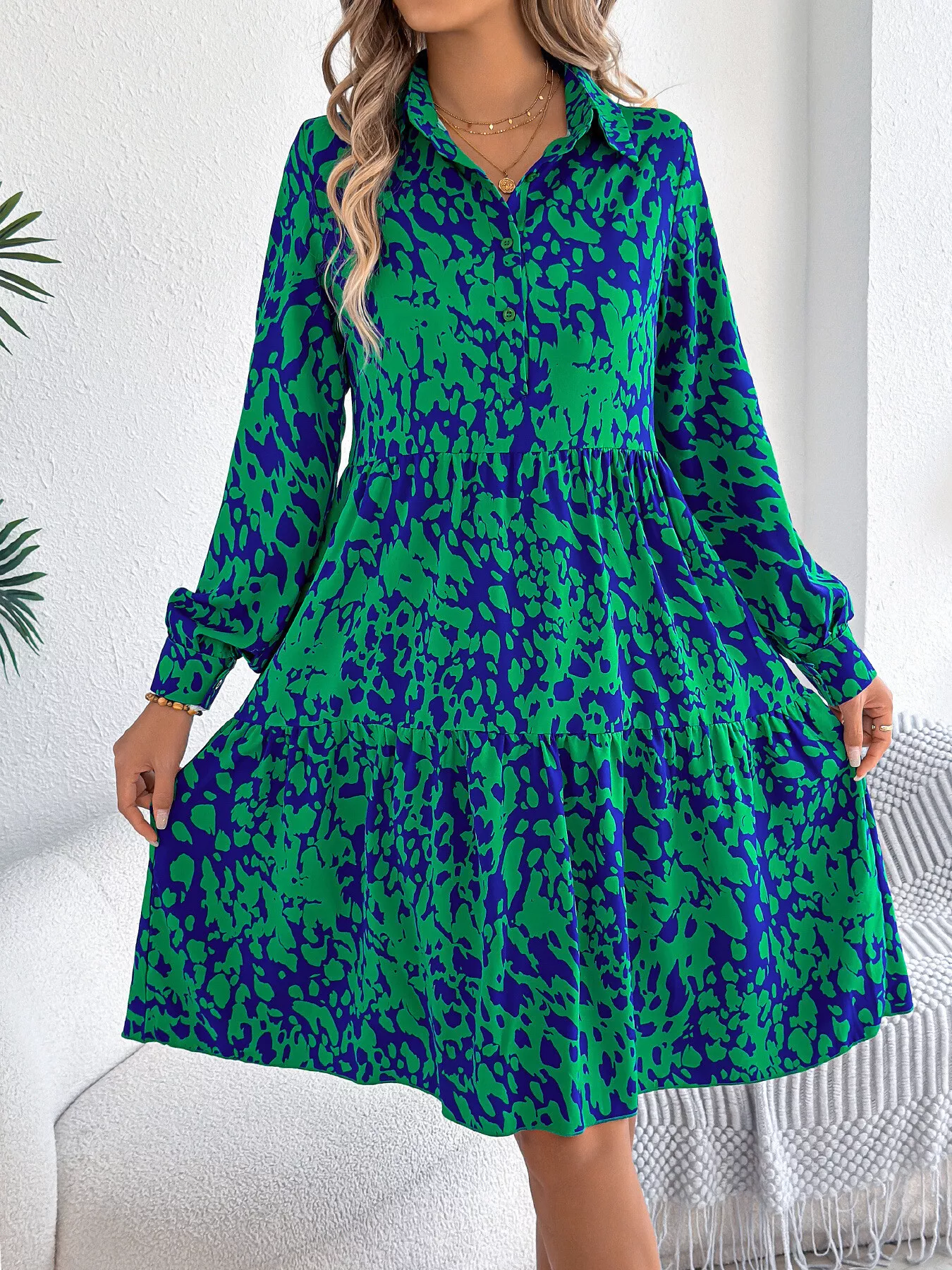 Printed Collared Neck Long Sleeve Dress - Image 3