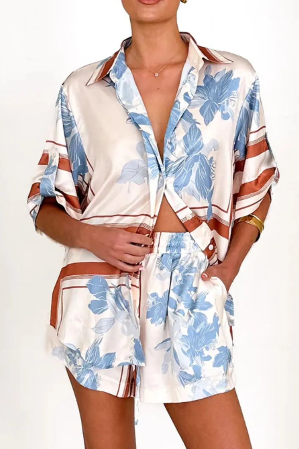 Printed Collared Neck Top and Shorts Set - Image 4