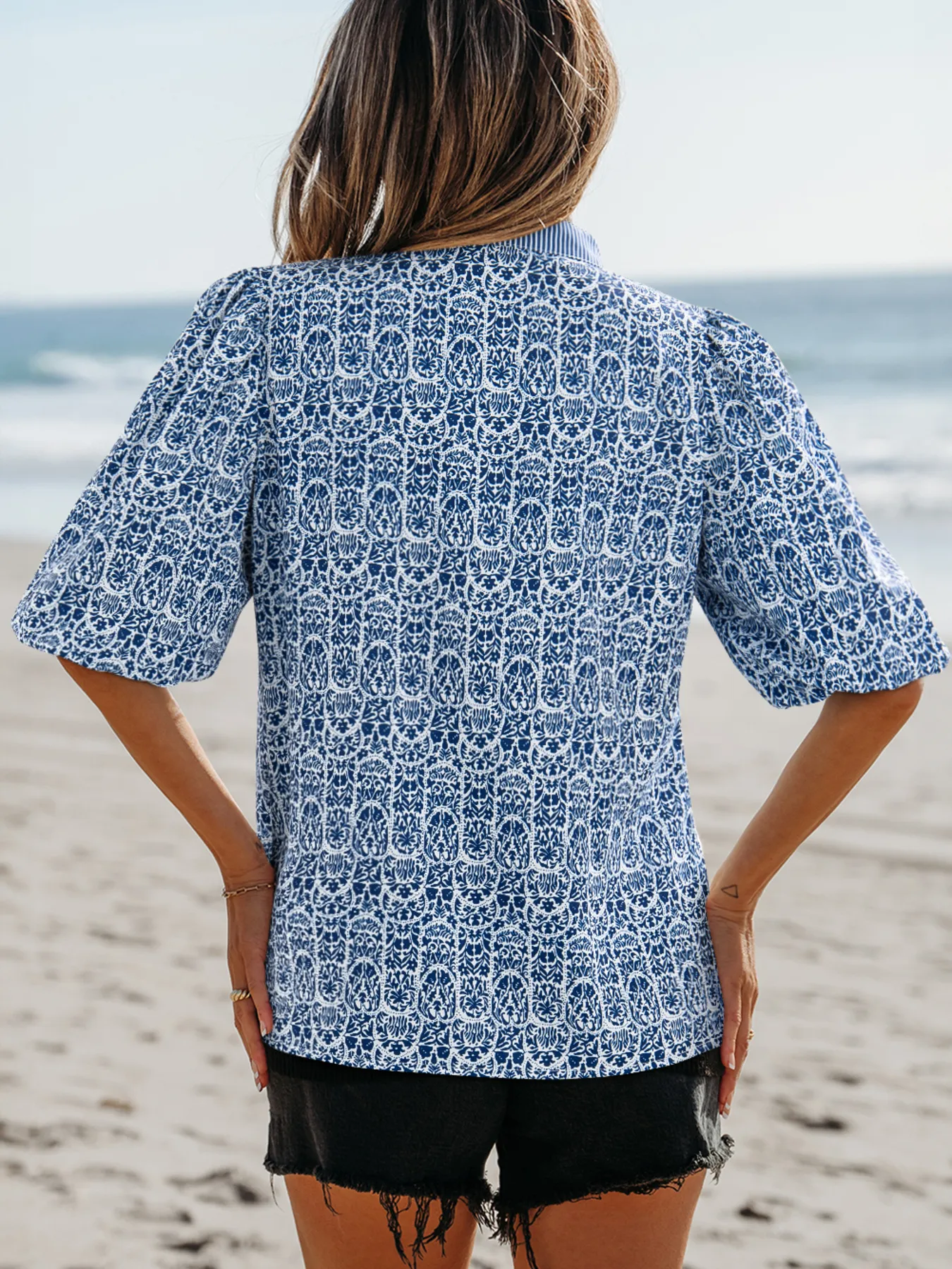 Printed Contrast Ric-Rac Puff Sleeve Top - Image 2