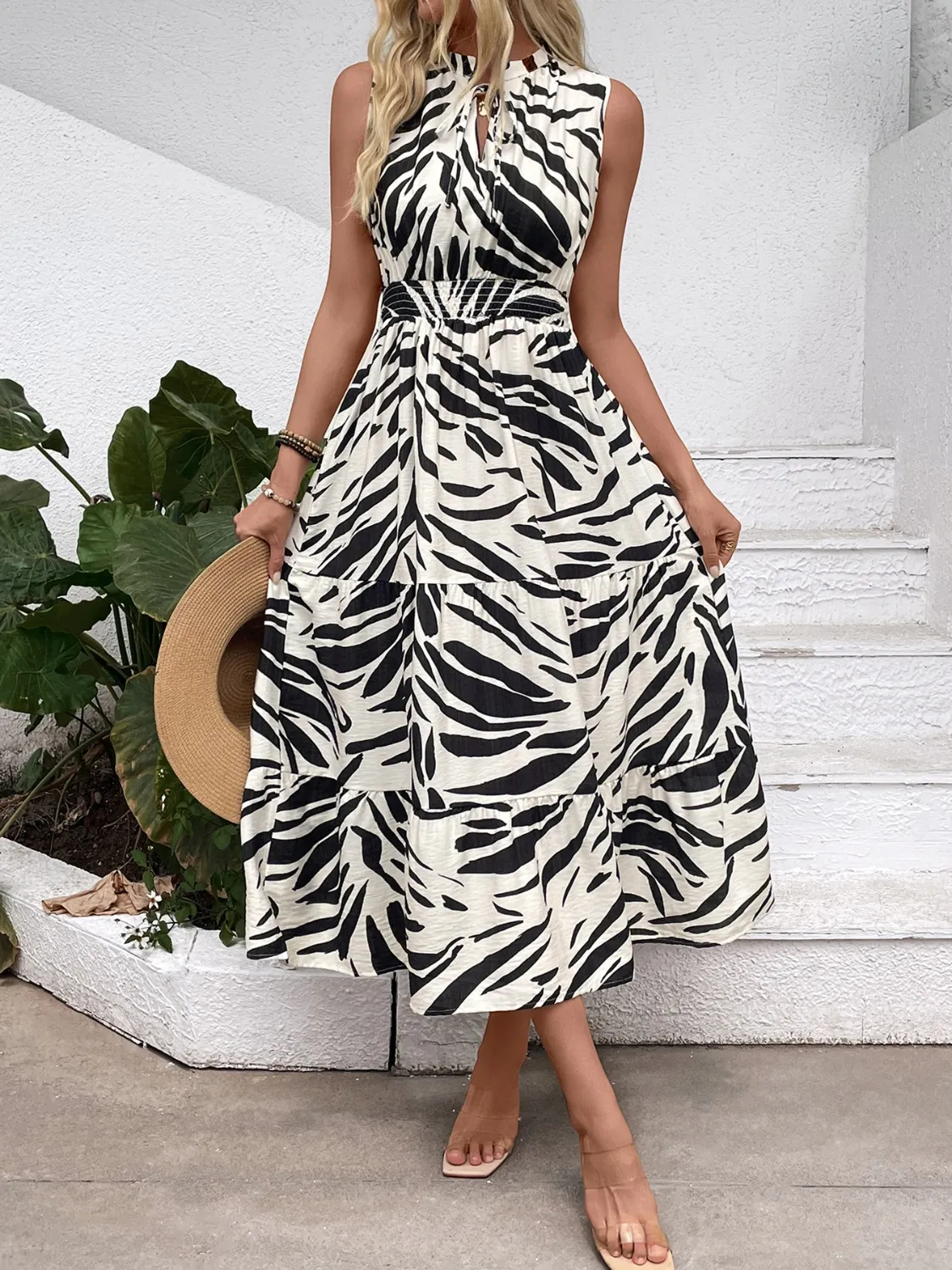 Printed Notched Sleeveless Midi Dress - Image 4