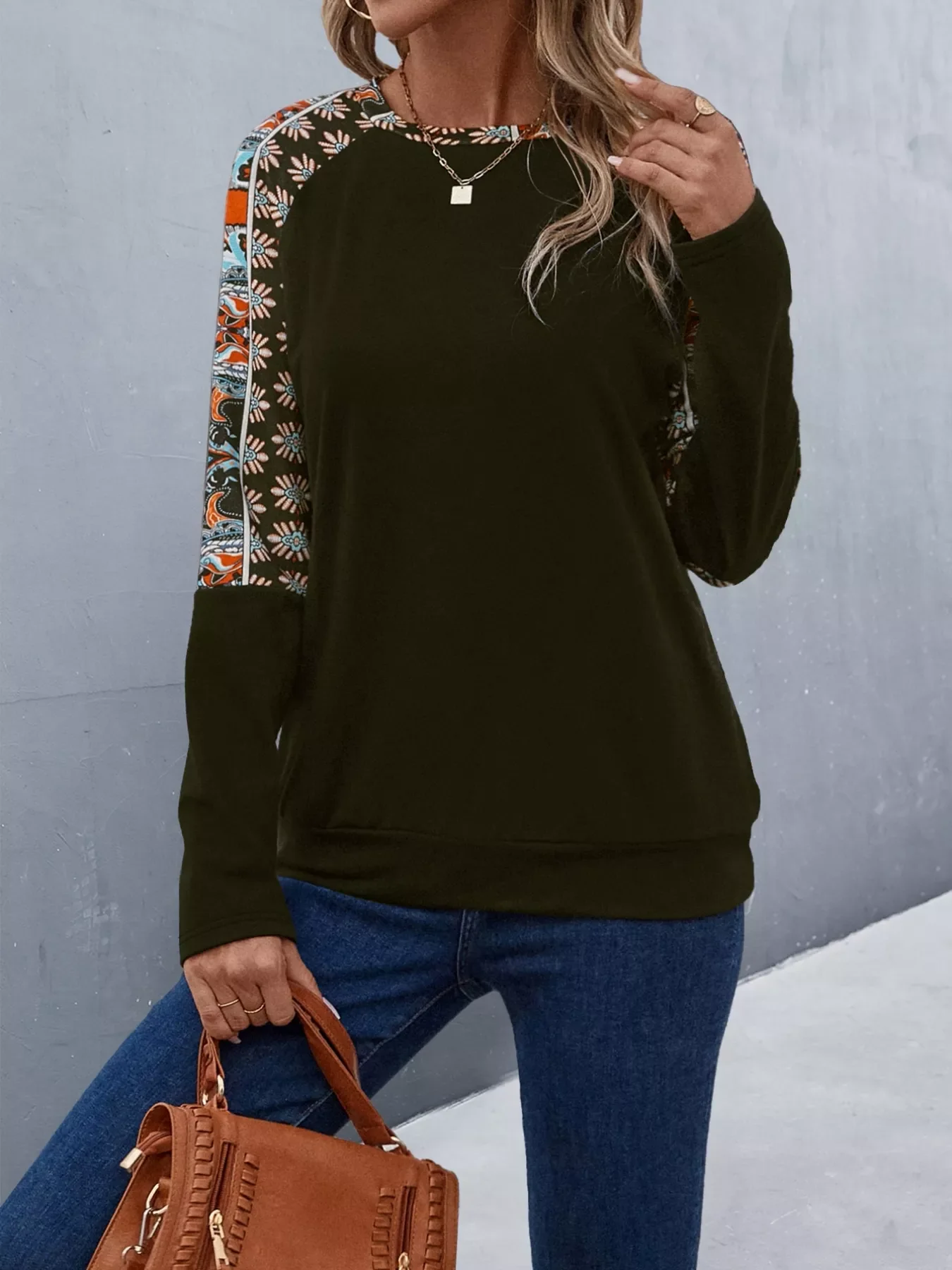 Printed Raglan Sleeve Round Neck T-Shirt - Image 6