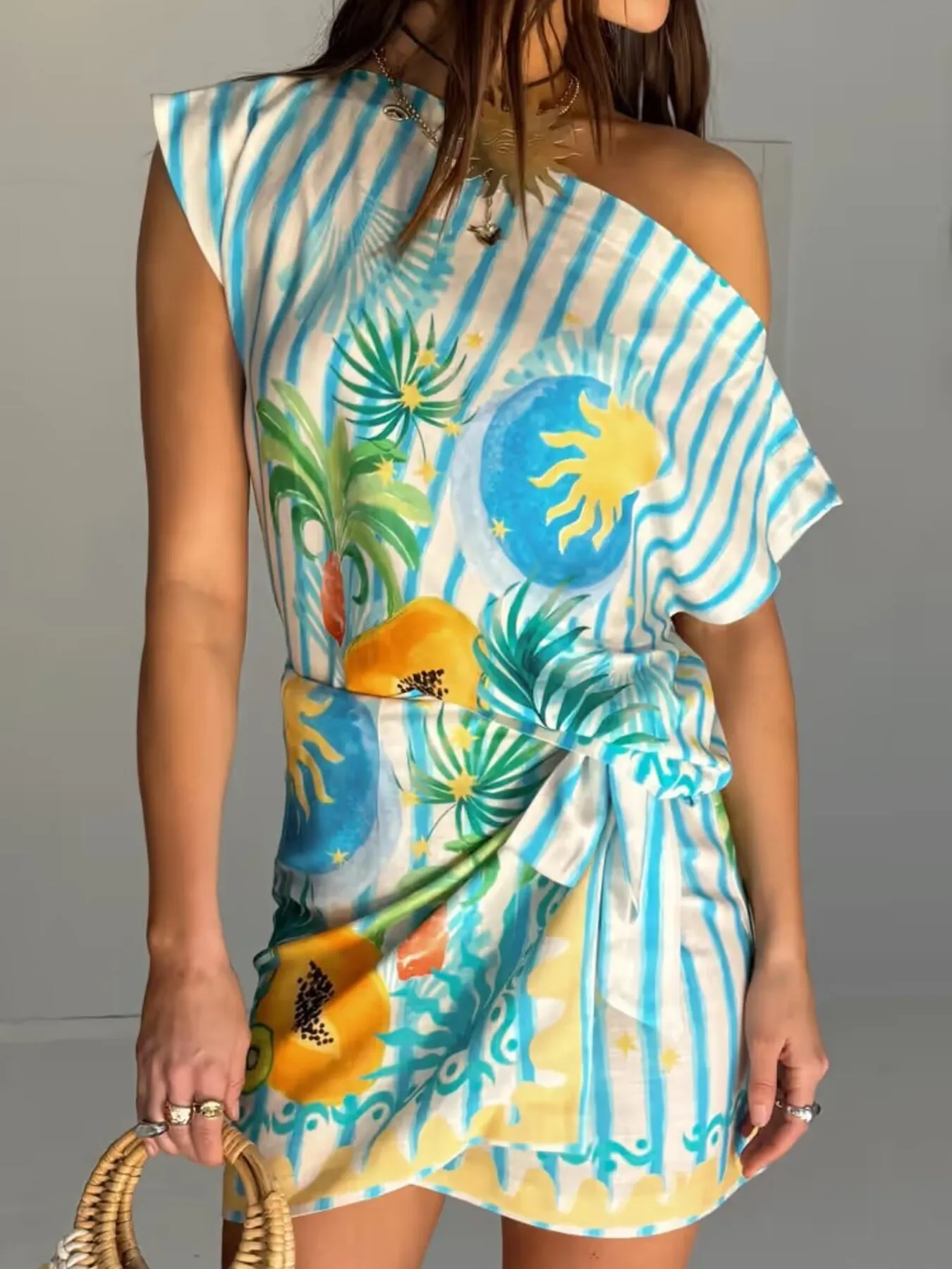 Printed Striped Single Shoulder Top and Skirt Set - Image 2