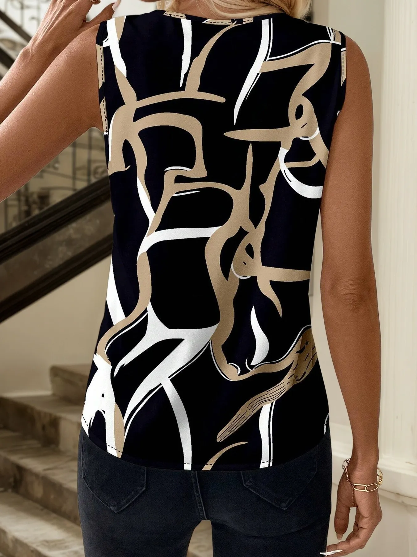 Printed V-Neck Tank - Image 16