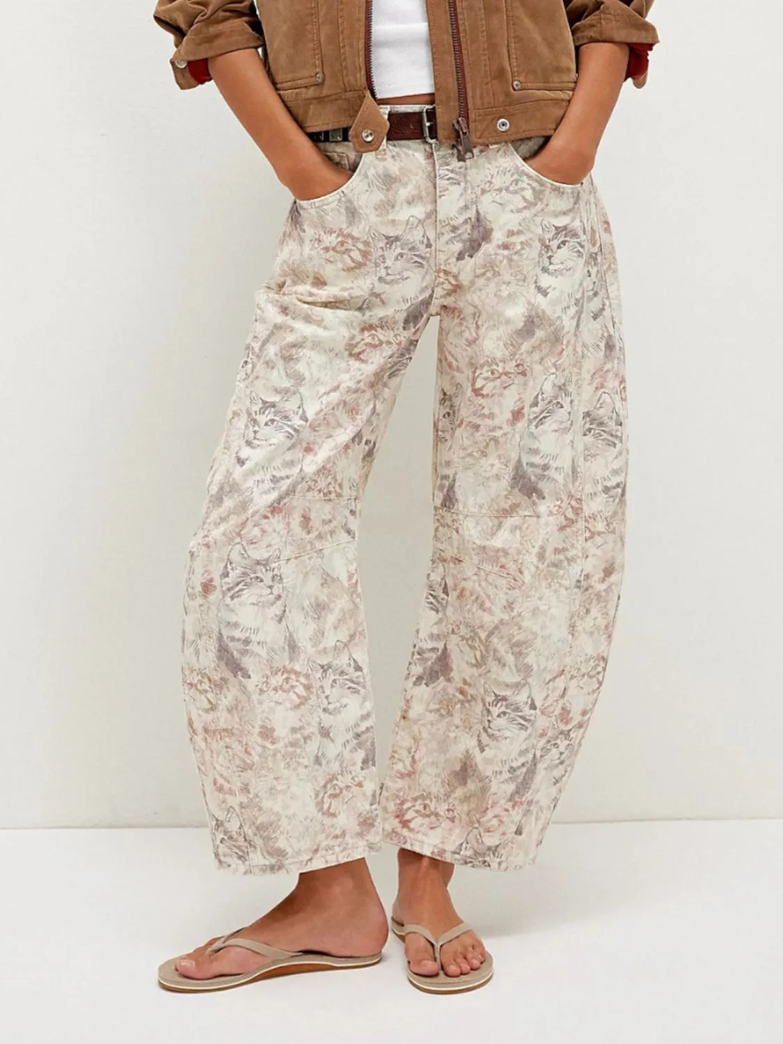 Printed Wide Leg Jeans - Image 11