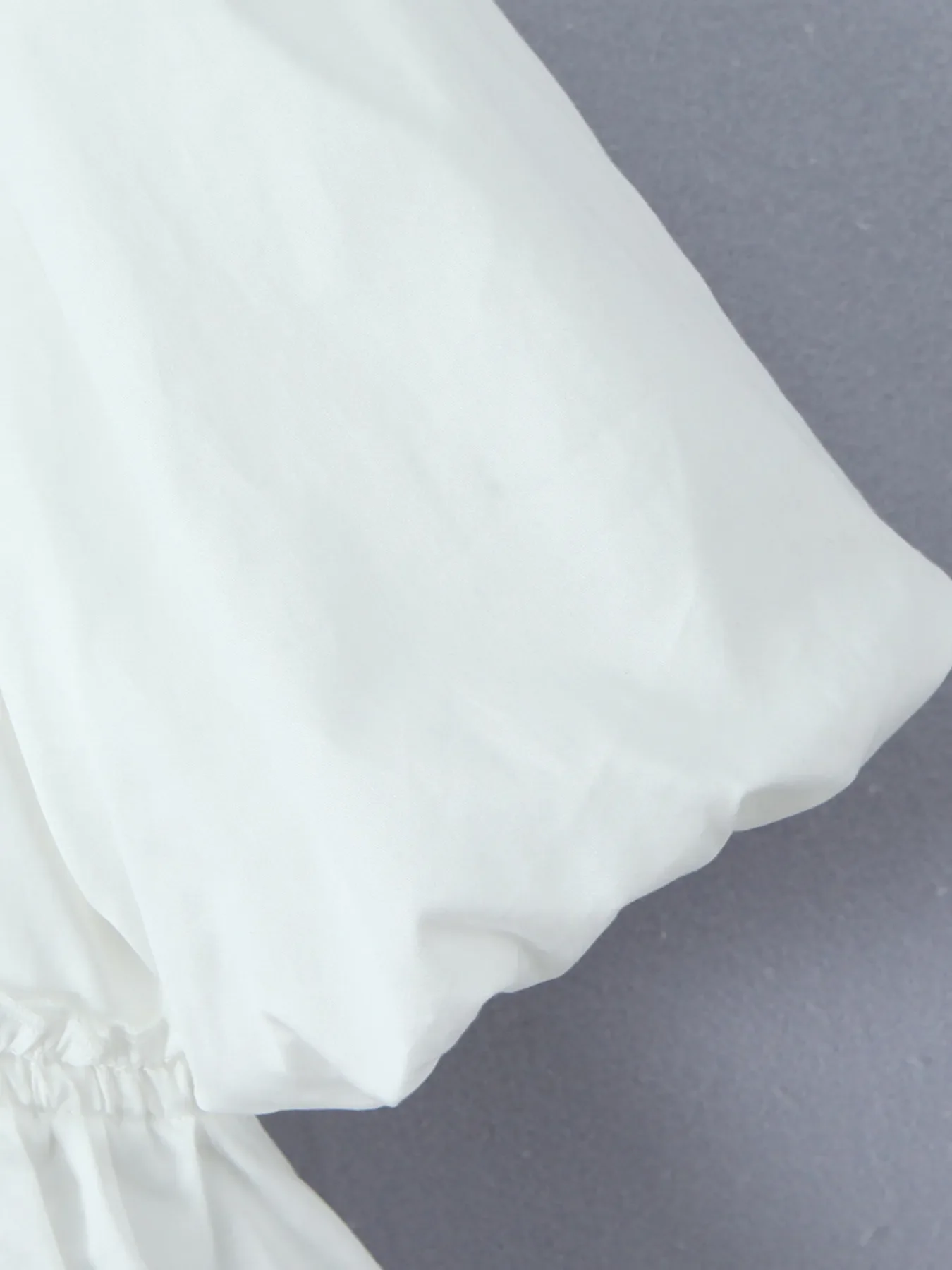 Puff Sleeve Ruffle Crop Blouse - Image 12