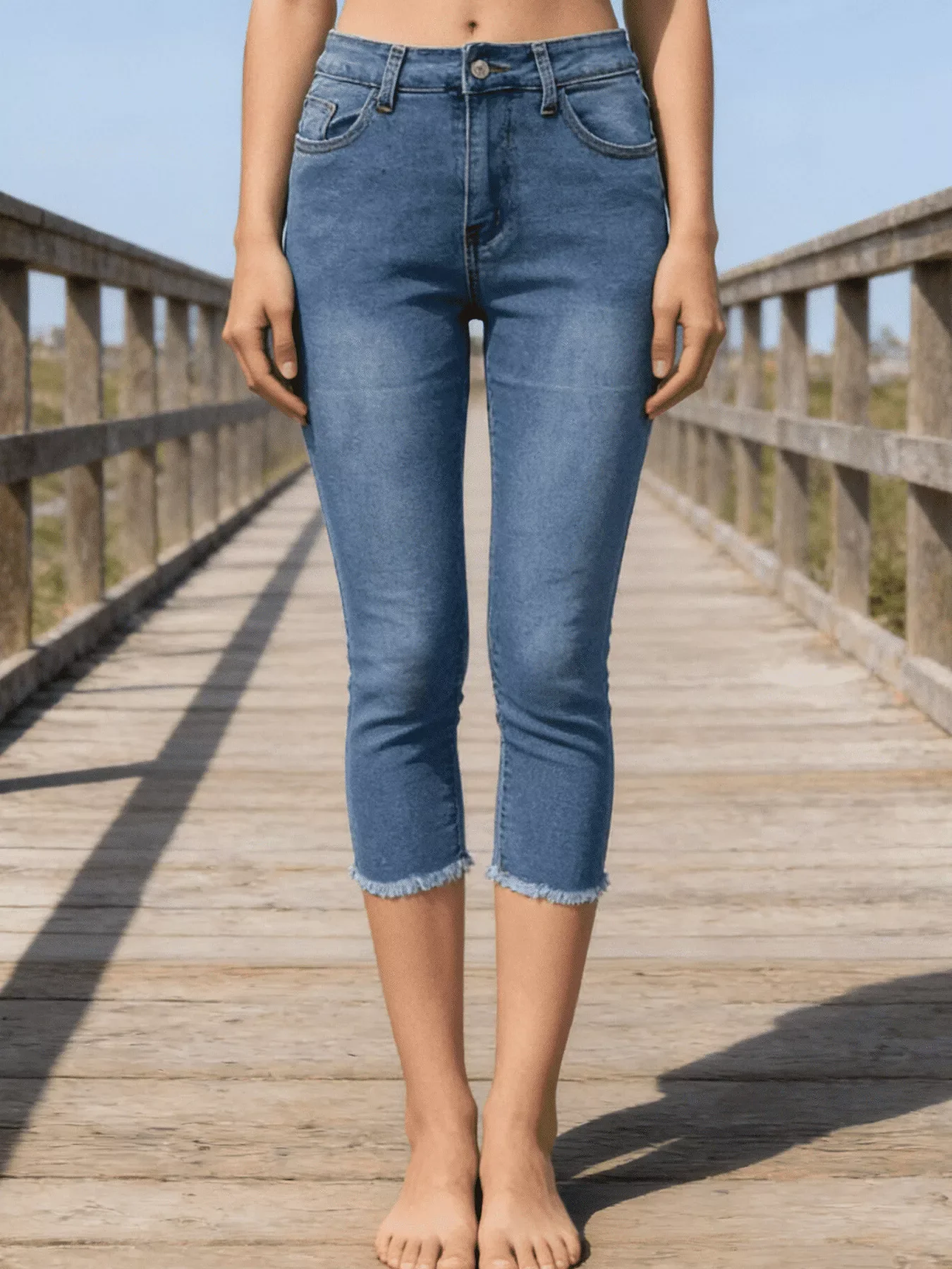 Raw Hem Capris Jeans - Image 6