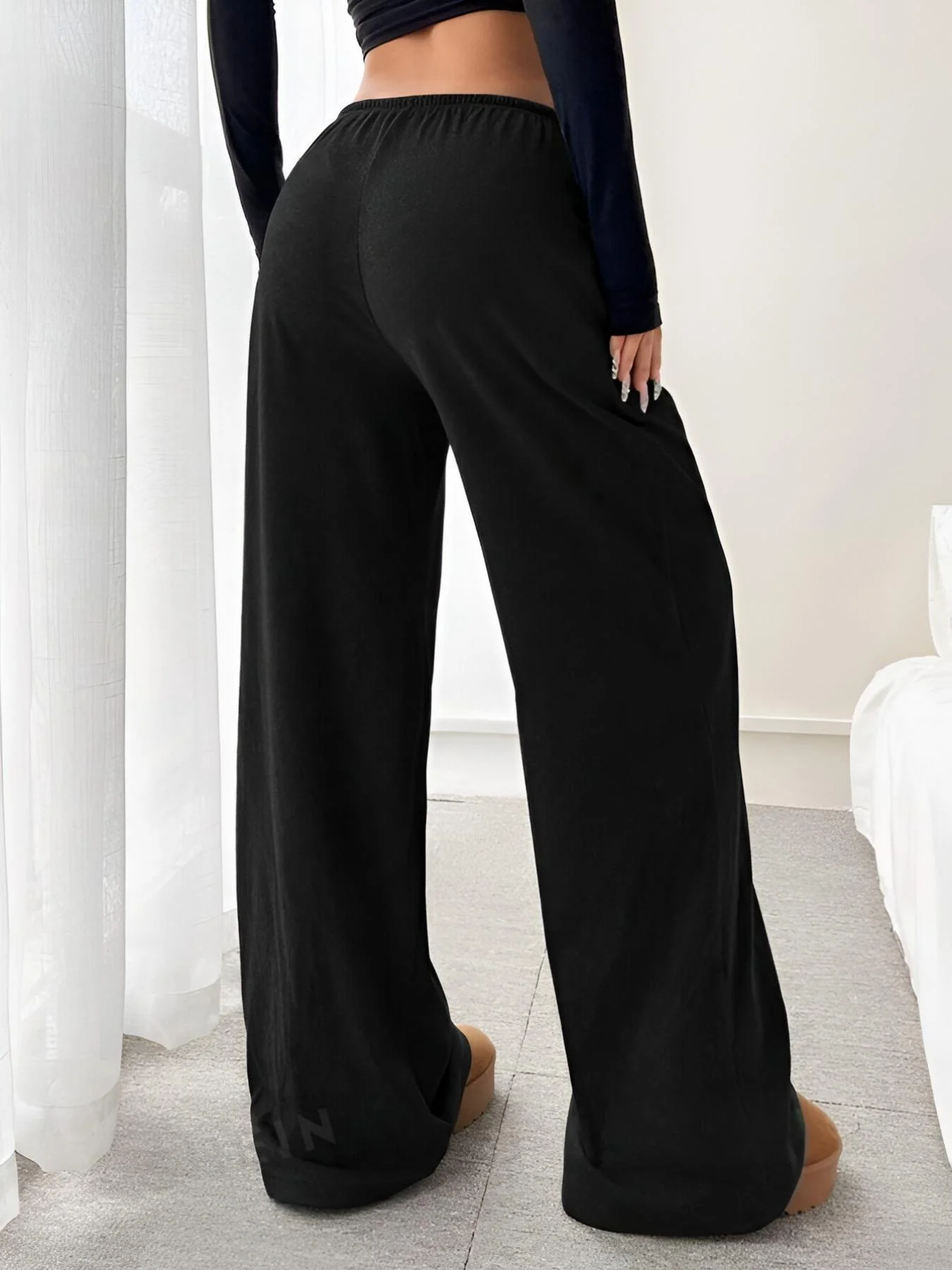 Relaxed Fit Drawstring Pants - Image 10