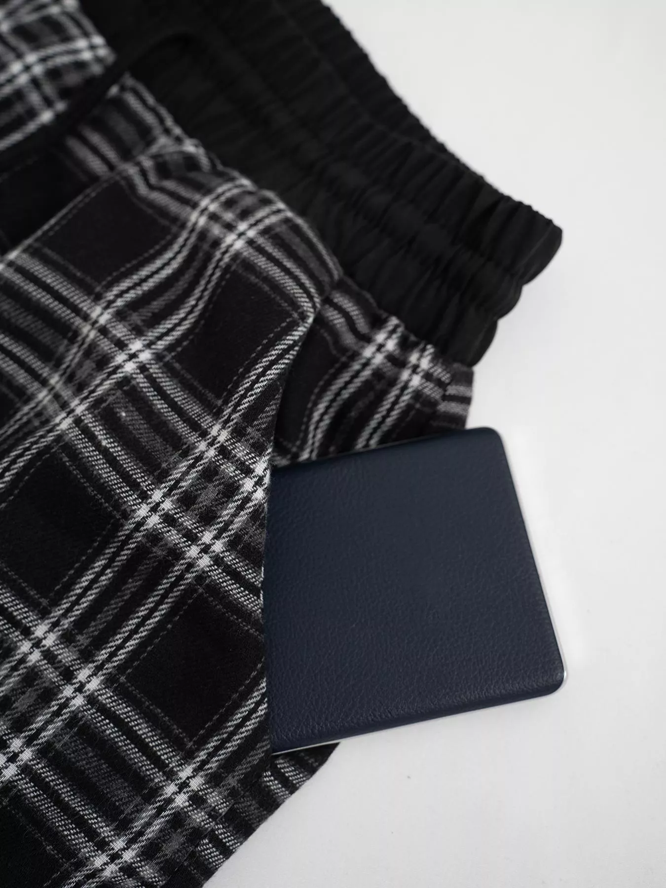 Relaxed Fit Plaid Pants - Image 8