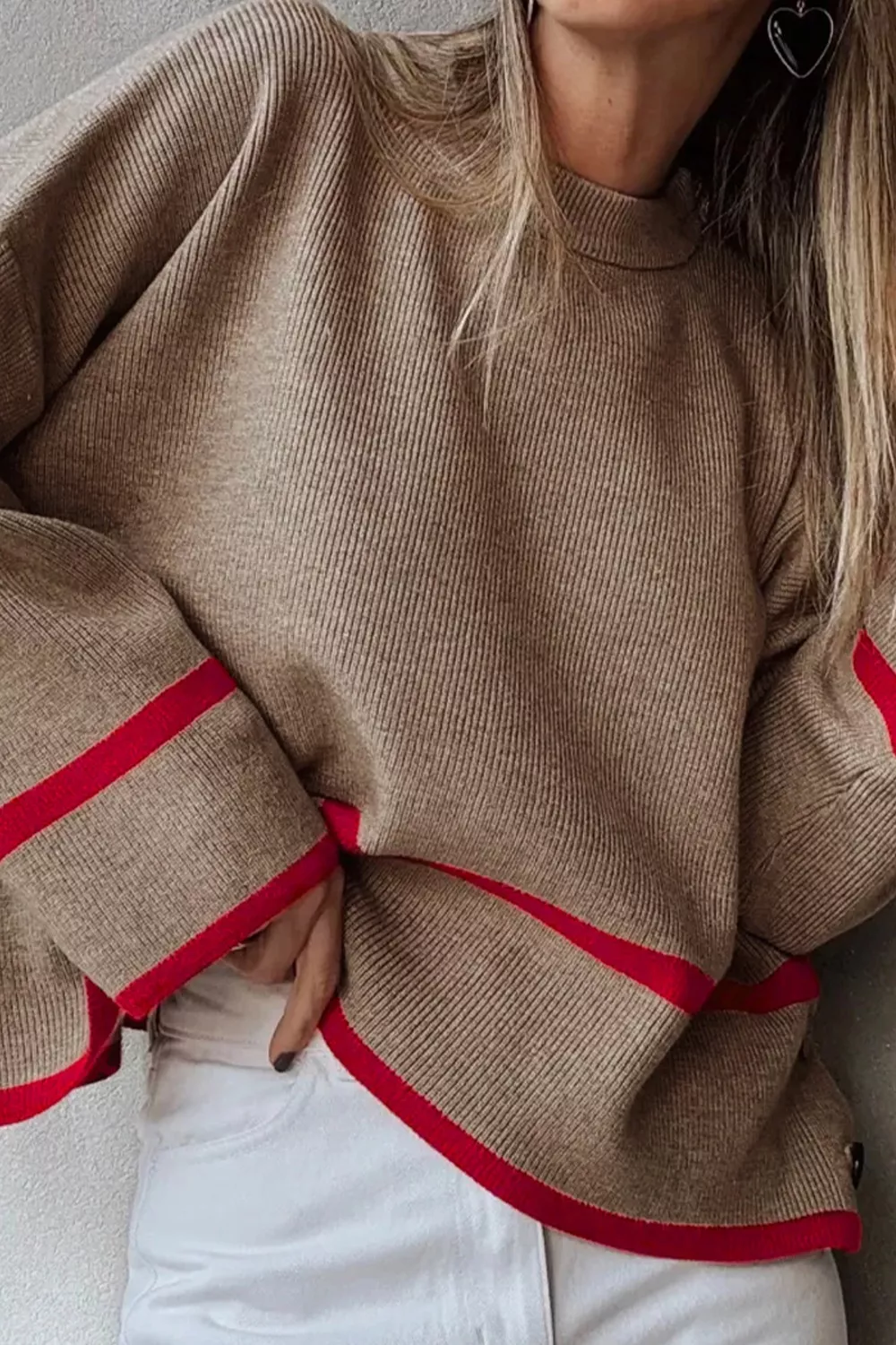 Ribbed Knit Pullover with Contrast Trim - Image 4