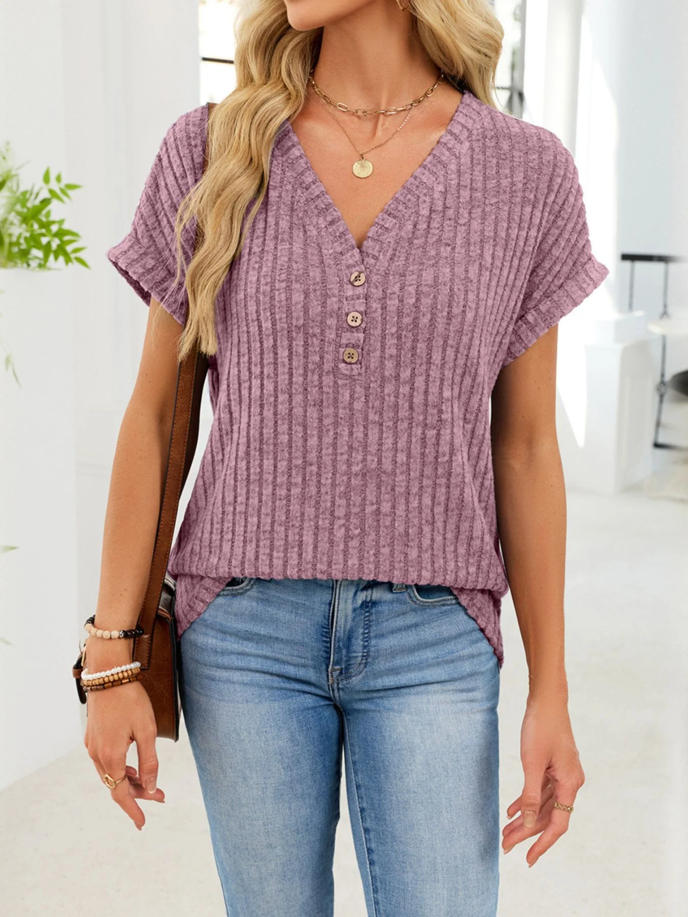 Ribbed Knit V-Neck T-Shirt - Image 28