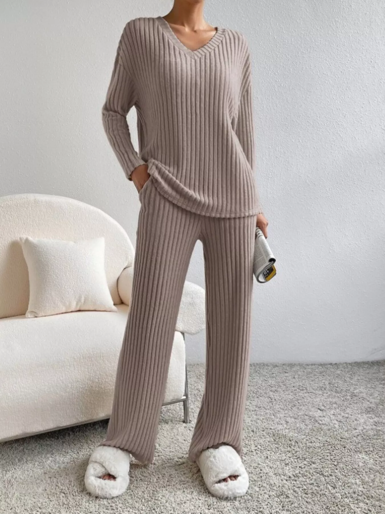 Ribbed Knit V-Neck Top and Pants Set - Image 6