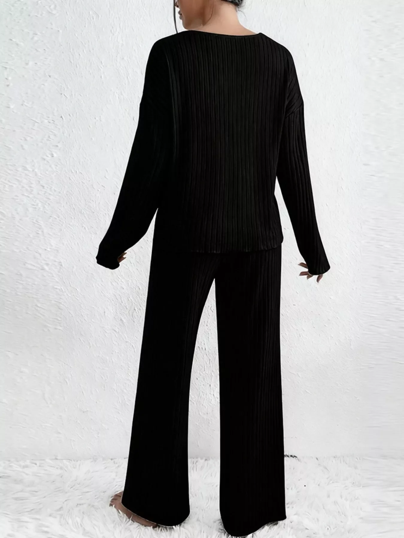 Ribbed Knit V-Neck Top and Pants Set - Image 8