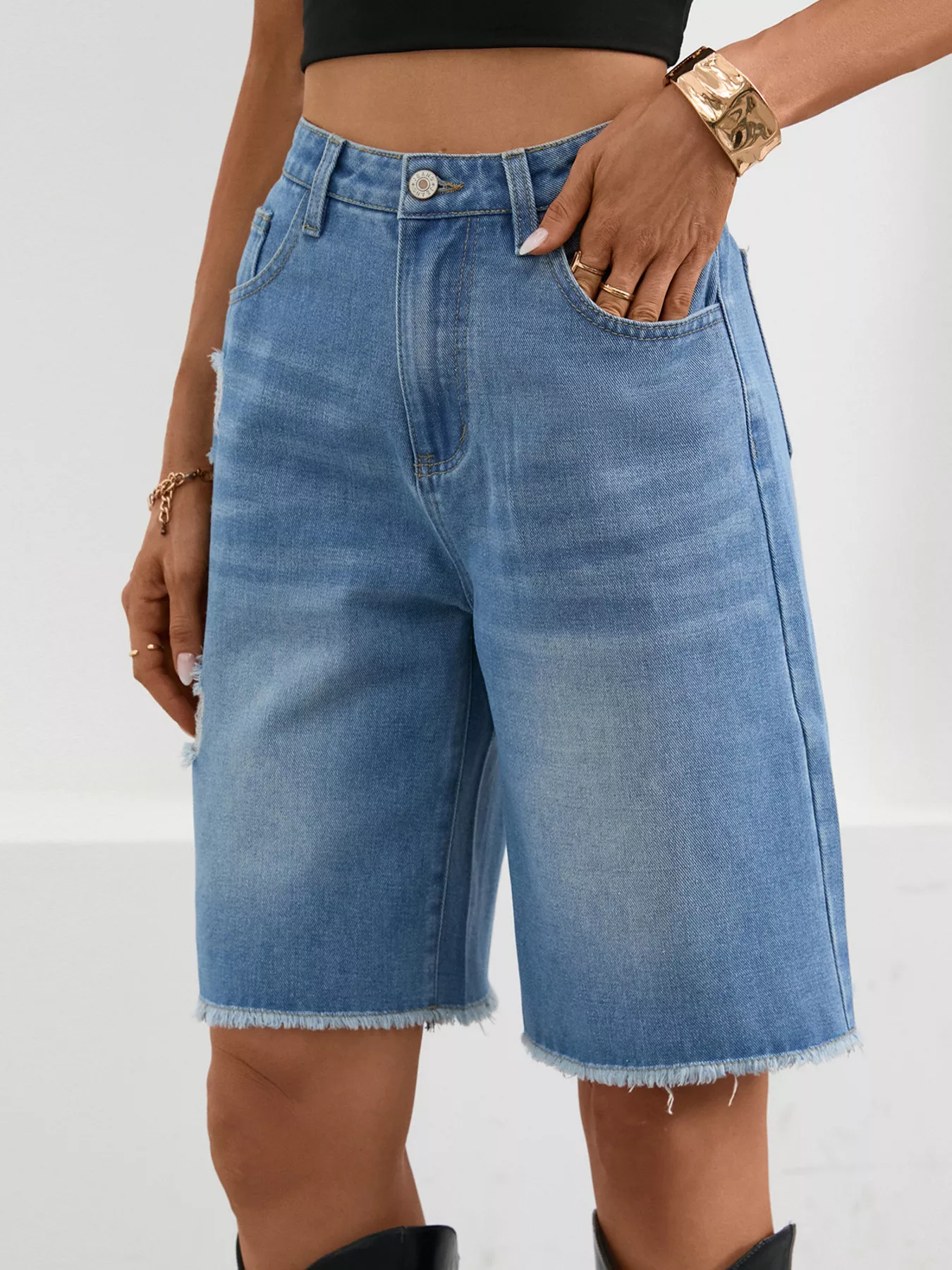 Ripped Frayed Hem Denim Shorts - Image 3