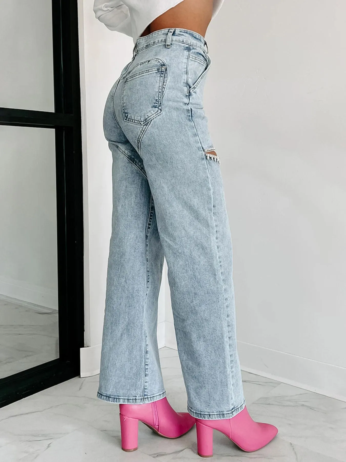 Ripped Wide Leg Wash Denim Jeans - Image 3