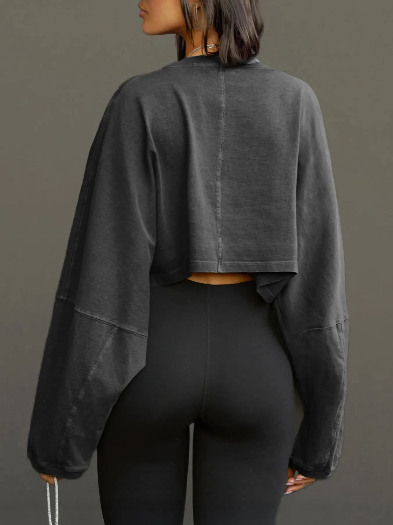 Round Neck Long Sleeve Crop Sweatshirt - Image 5