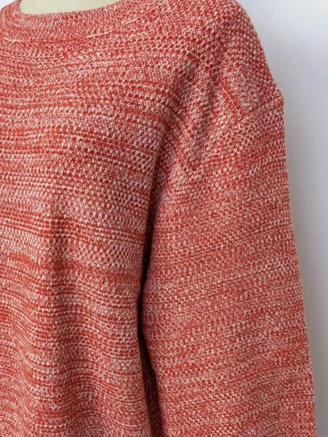 Round Neck Long Sleeve Sweater - Image 3