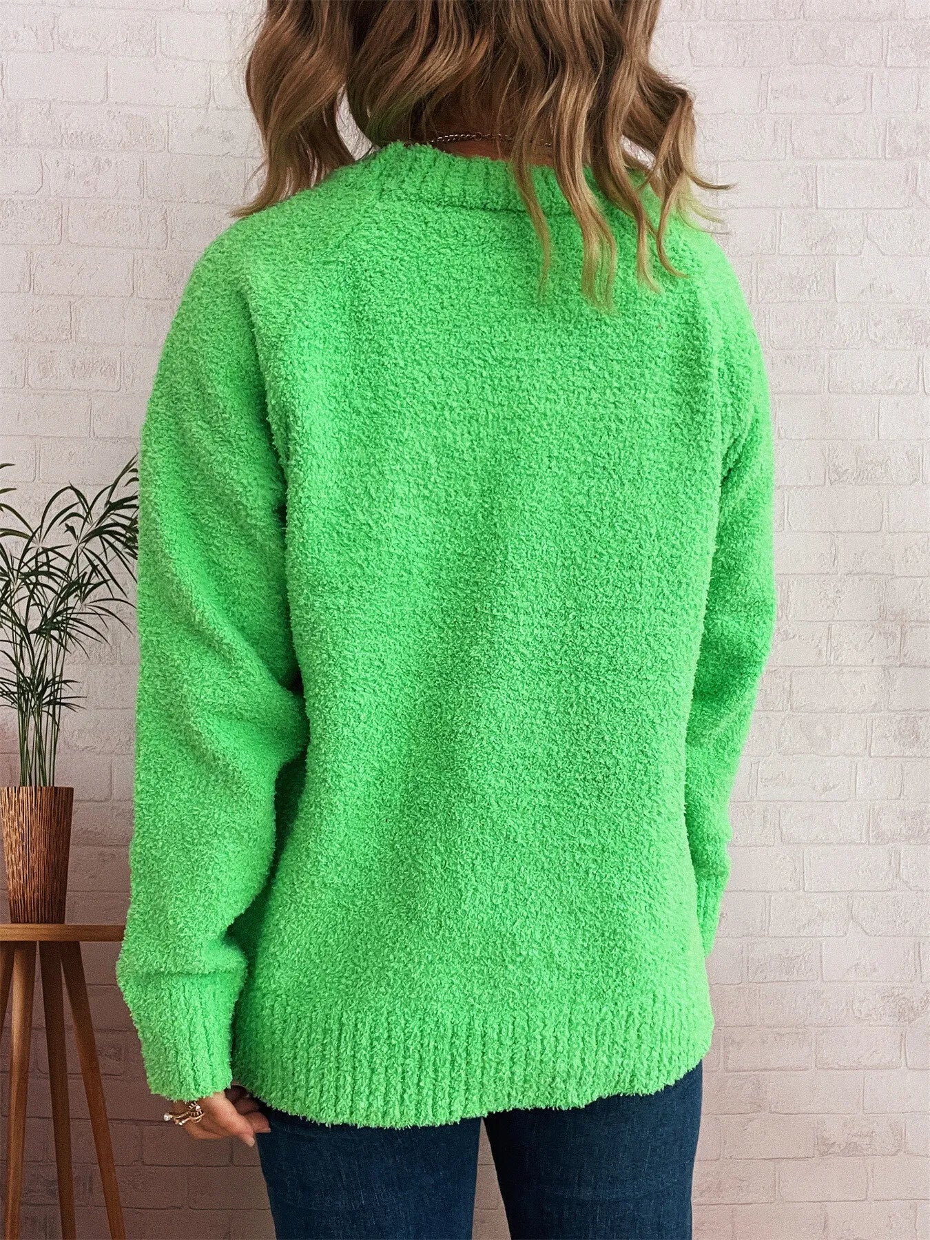 Round Neck Raglan Sleeve Sweater - Image 14