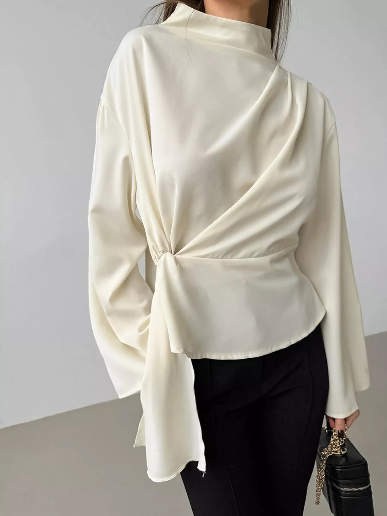 Ruched Mock Neck Long Sleeve Blosue - Image 4
