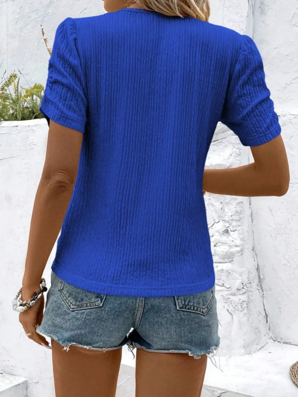 Ruched Round Neck Short Sleeve Top - Image 9