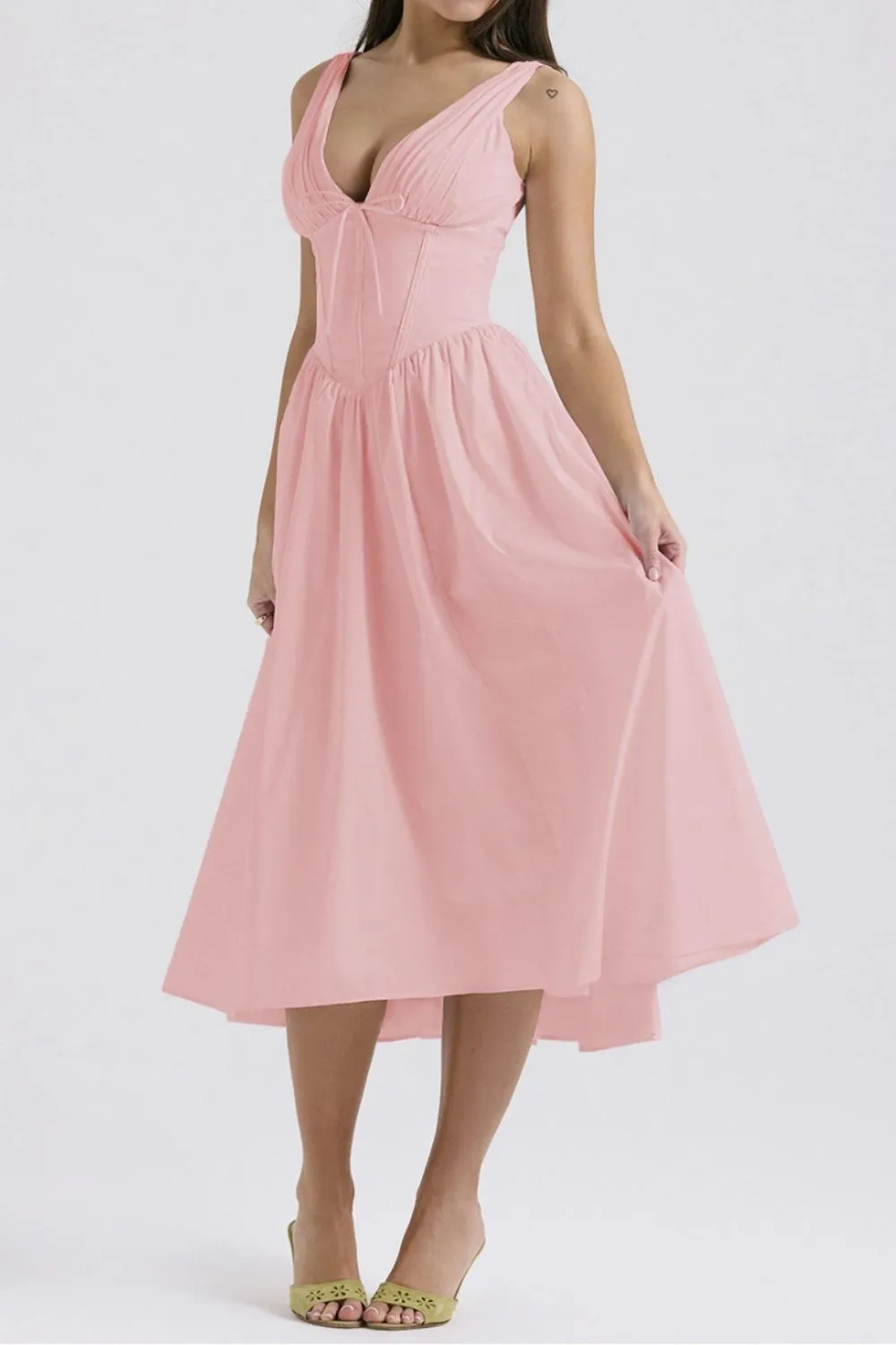 Ruched V-Neck Sleeveless Dress with Pockets - Image 23