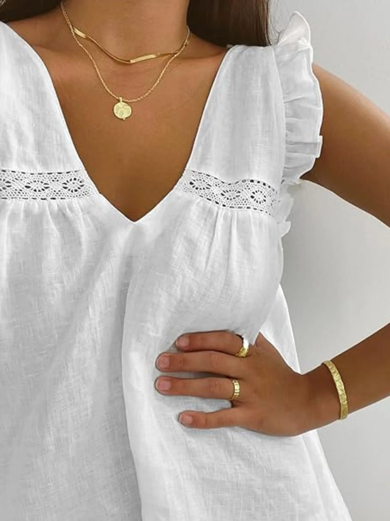 Ruffle Trim V-Neck Top and Shorts Set - Image 4