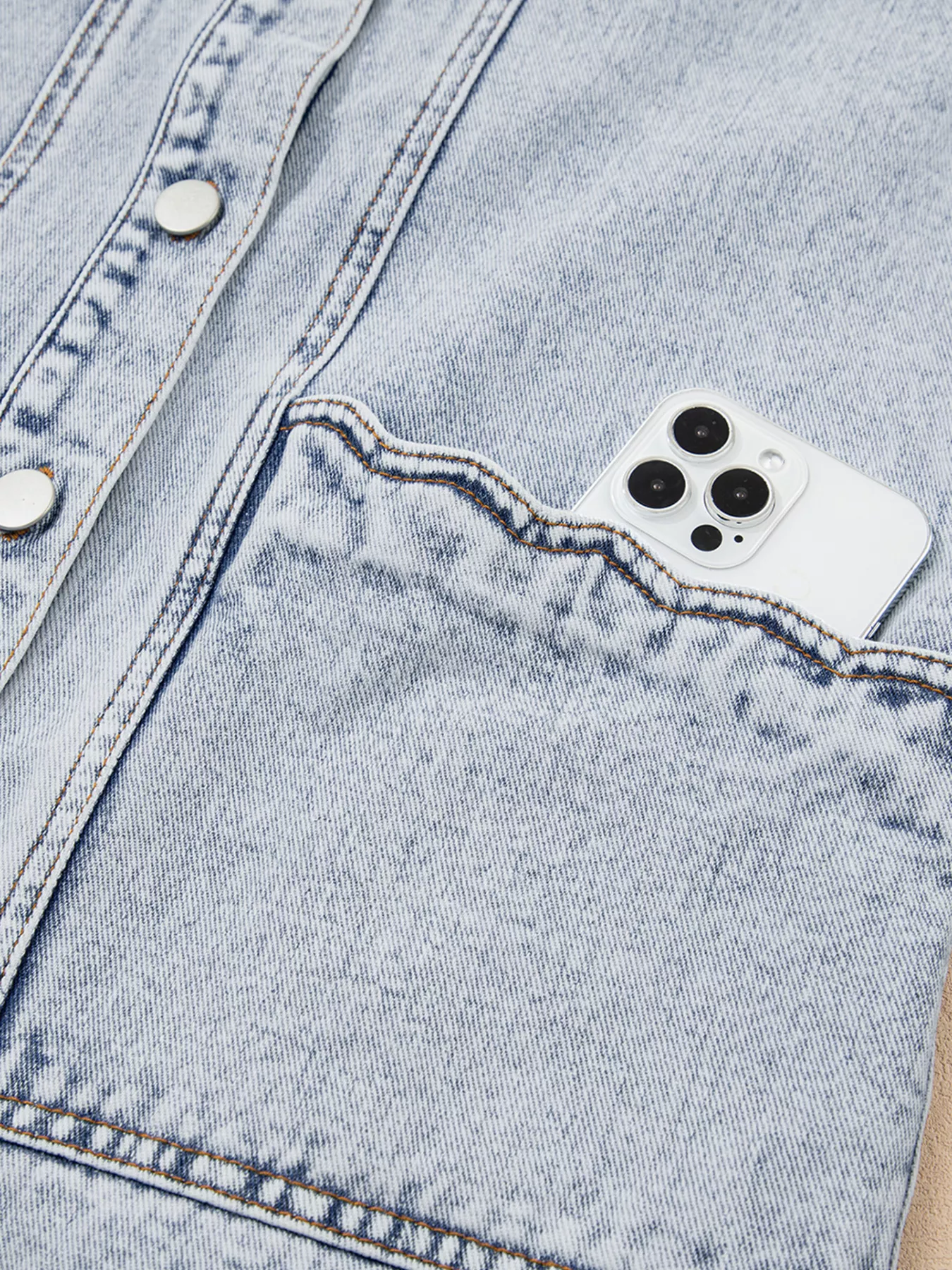 Scalloped Trim Patch Pocket Button Front Denim Vest - Image 8